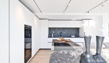 Resa Estates Ibiza te koop penthouse Marina botafoch for sale Ibiza kitchen 3.jpeg
